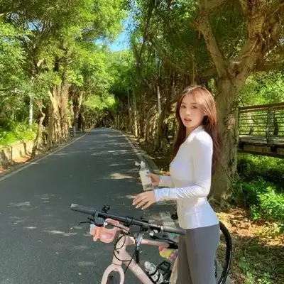 崔美